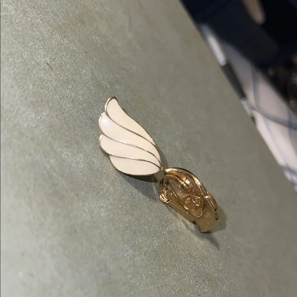 Elegant Gold and Cream Winged Clip on Earrings - Picture 2 of 4